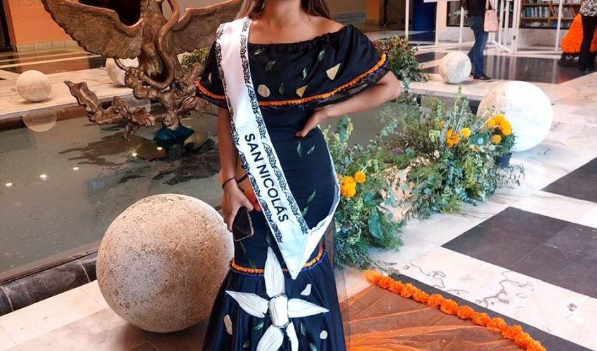 Concurso Estatal de Catrinas organizado por el DIF Estatal.